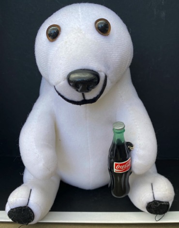 08108-1 € 5,00 coca cola knuffelbeer H20 cm.jpeg